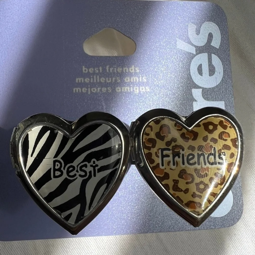 NWT Claire’s Adjustable Best friend Photo Rings
